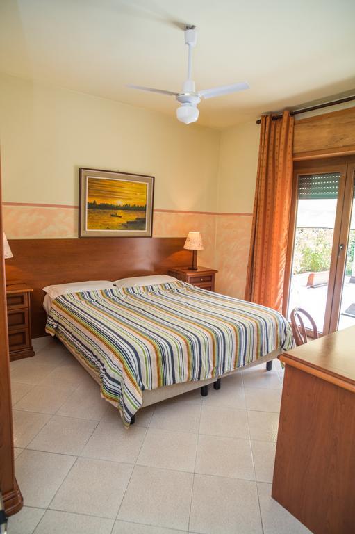 Hotel Madonna Della Neve Pettenasco Zewnętrze zdjęcie