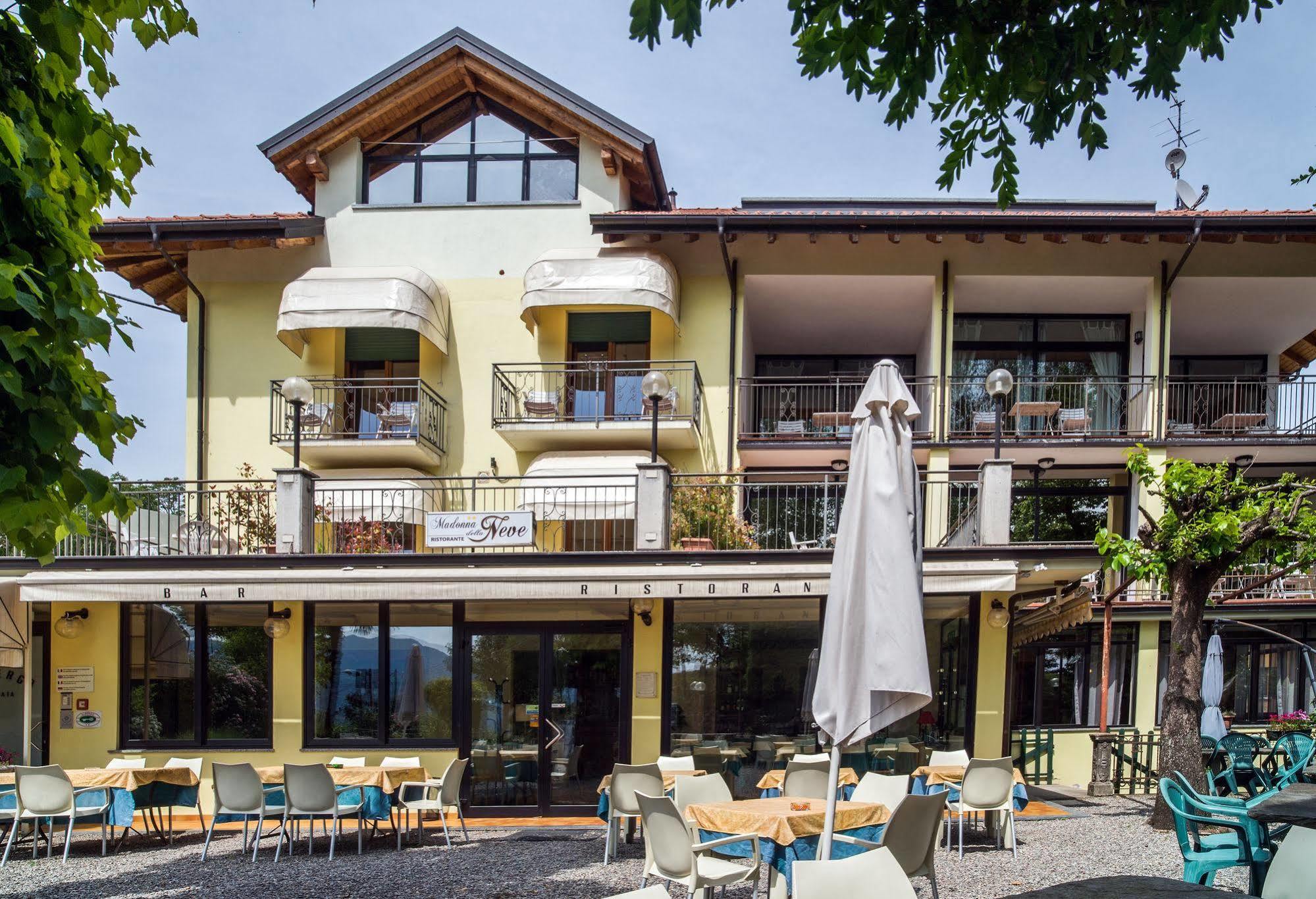 Hotel Madonna Della Neve Pettenasco Zewnętrze zdjęcie