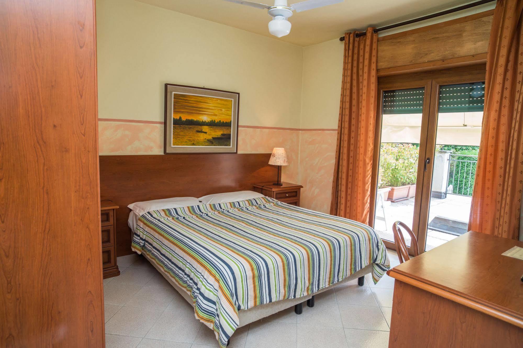 Hotel Madonna Della Neve Pettenasco Zewnętrze zdjęcie
